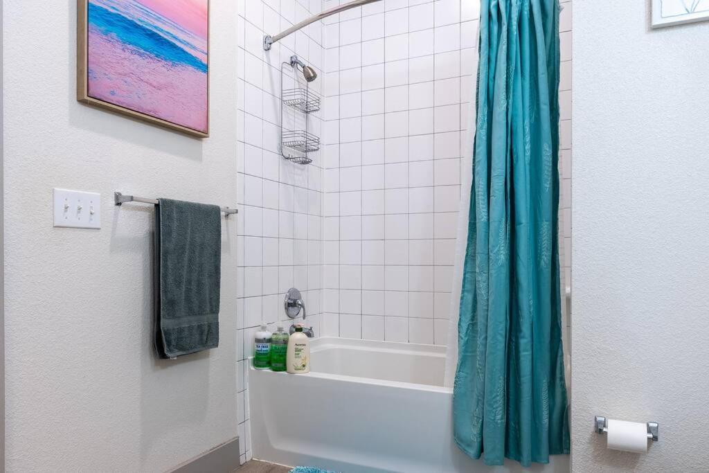Beautiful Riverwalk Apt With Full Amenities, King Bed & Free Parking Σαν Αντόνιο Εξωτερικό φωτογραφία